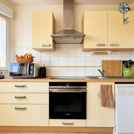 6 Pers, Proche Gare-mer-centre, Jardin Апартаменты *