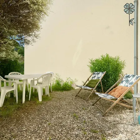 6 Pers, Proche Gare-mer-centre, Jardin Апартаменты *