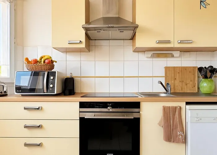 6 Pers, Proche Gare-mer-centre, Jardin Апартаменты *